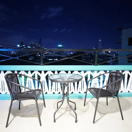 Urban Hostel Bangkok